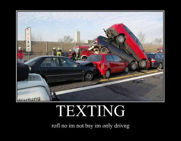 http://3.bp.blogspot.com/-J3Uib1CrFk8/TVdq1mCvdDI/AAAAAAAABbE/yLqVEfbE7H0/s1600/texting.jpg