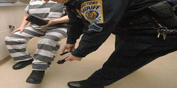 GPS Ankle Bracelets Now Have the Ability to Listen and Record Conversations