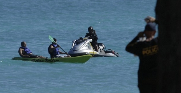 Make Way For The King! People Kicked Off Beaches, Weddings Moved For Obama Holiday Obama vacation