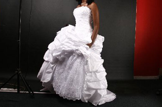 Zimbabwe battles sham marriages