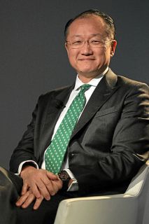 World Bank president Jim Kim urged countries to “break the taboo of silence” around inequality. Credit: World Economic Forum/cc by 2.0