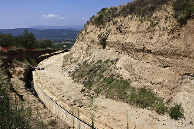 Partial view of excavation site in Amphipolis, Greece (Credit: AP Photo/Alexander Michaliidis)